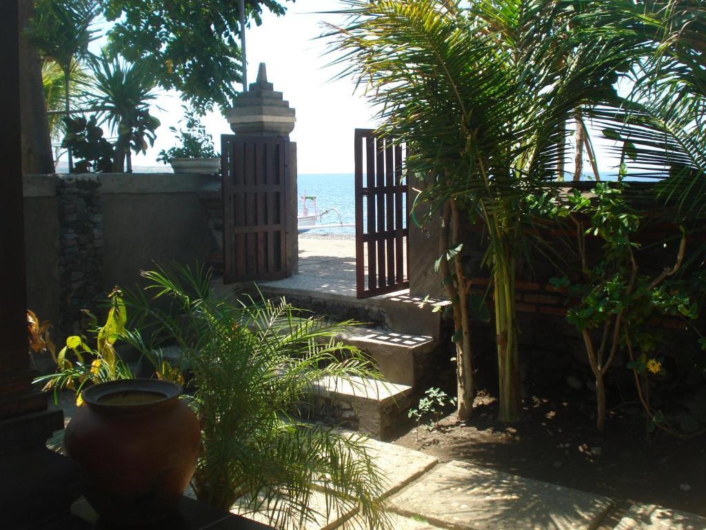 Bulih Beach Bungalows Amed  Bilik gambar